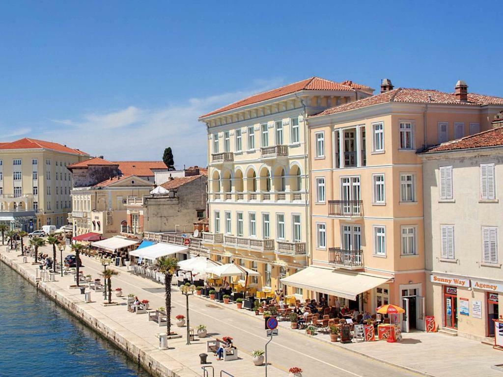 Apartments Residence V Poreč Exteriör bild